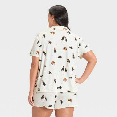  Women's Halloween Short Sleeve Notch Collar Shirt And Shorts Pajama Set - Hyde And EEK! Boutique™