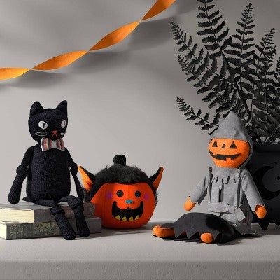  Knit Cat Sitabout Character Figurine - Hyde And EEK! Boutique™ Black