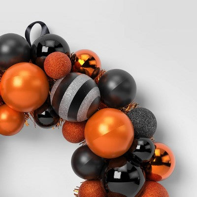  16" Artificial Wreath With Bulb Option Orange/Black - Hyde And EEK! Boutique™